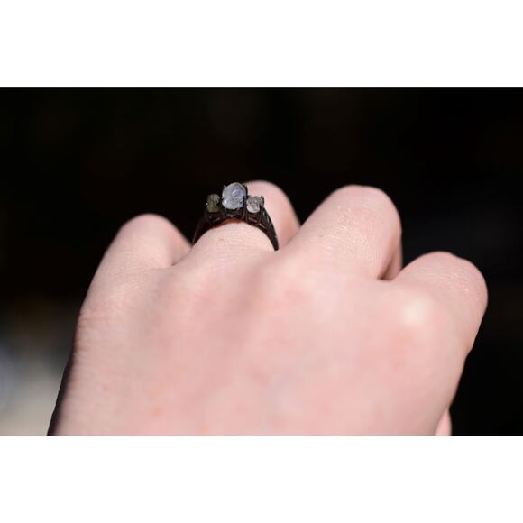 alternative raw diamond engagement rings, raw crystal size 4 5 6 7 8 8 9 10 11 - Picture 3 of 8